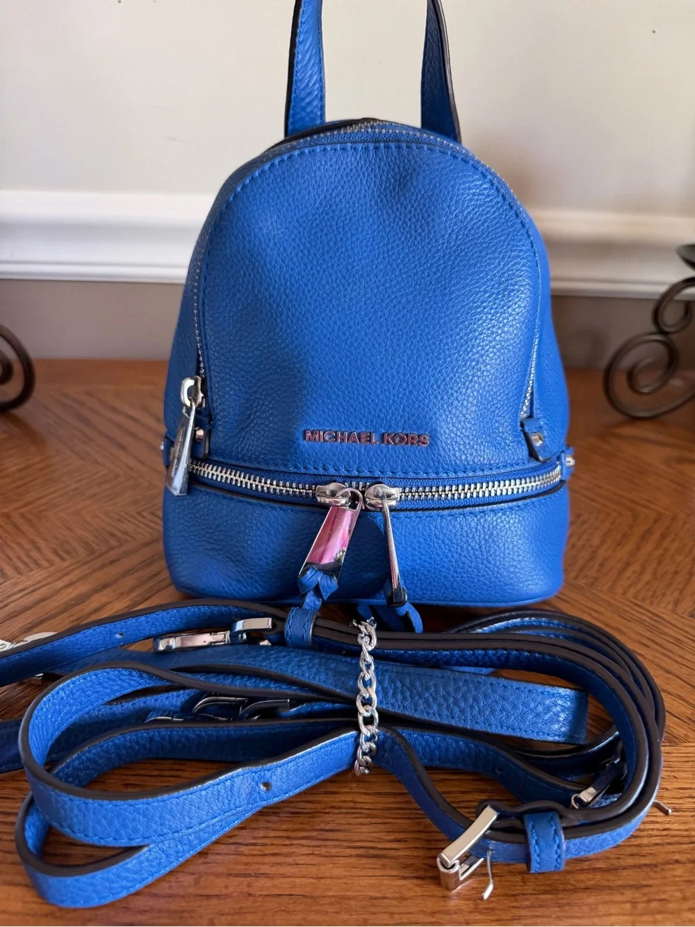 Michael Kors Royal Blue Like new Pebbled Leather Mini Backpack convertible